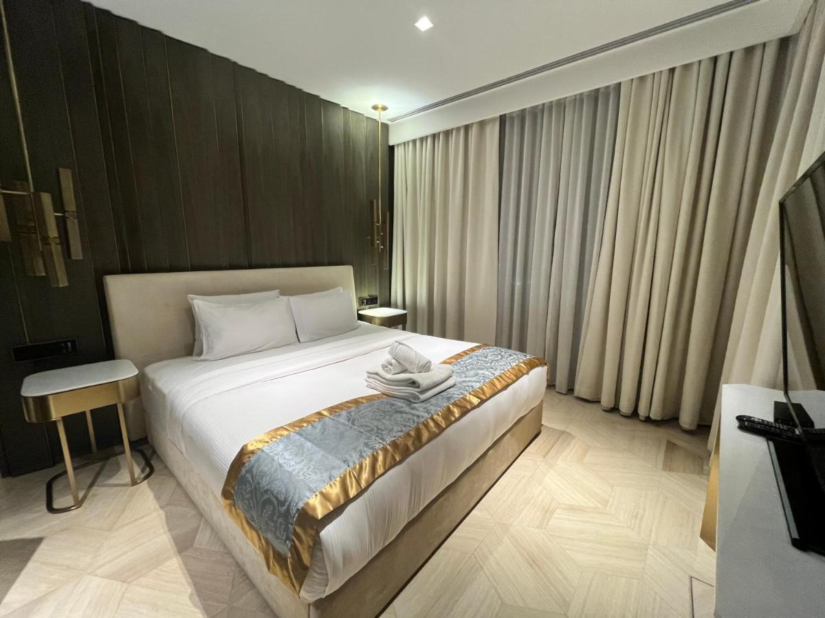 ModernLux - FIVE Palm Resort 2 Bedrooms plus Maids&Private Jacuzzi Dubai Buitenkant foto