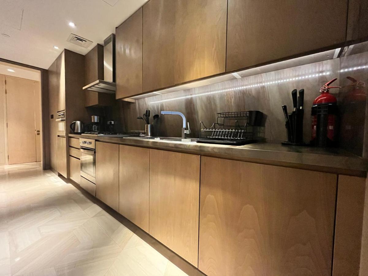 ModernLux - FIVE Palm Resort 2 Bedrooms plus Maids&Private Jacuzzi Dubai Buitenkant foto
