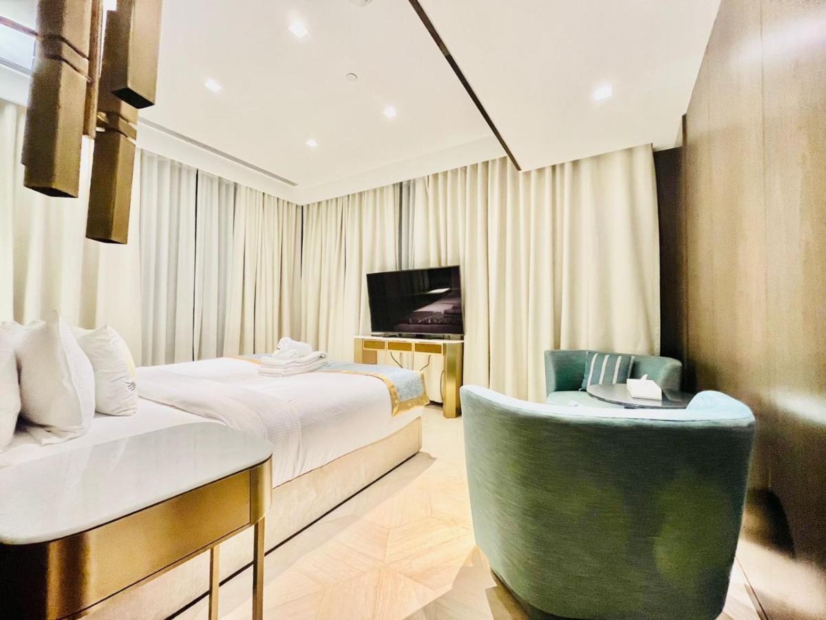 ModernLux - FIVE Palm Resort 2 Bedrooms plus Maids&Private Jacuzzi Dubai Buitenkant foto